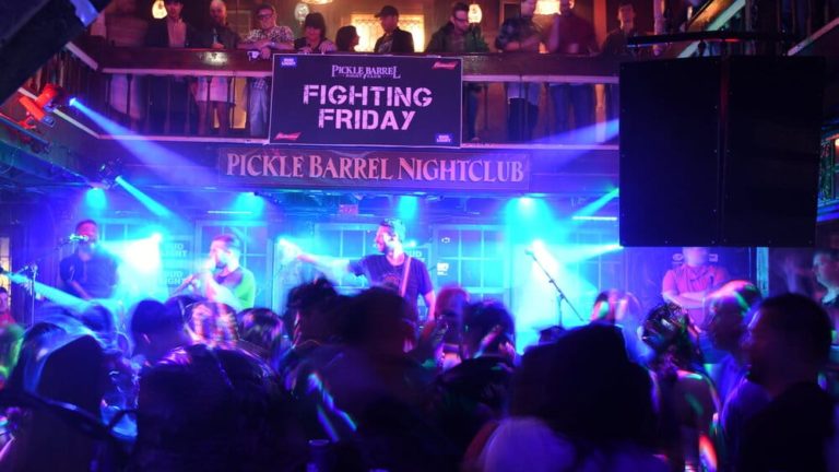 Pickle Barrel Night Club - Killington Pico Area Association